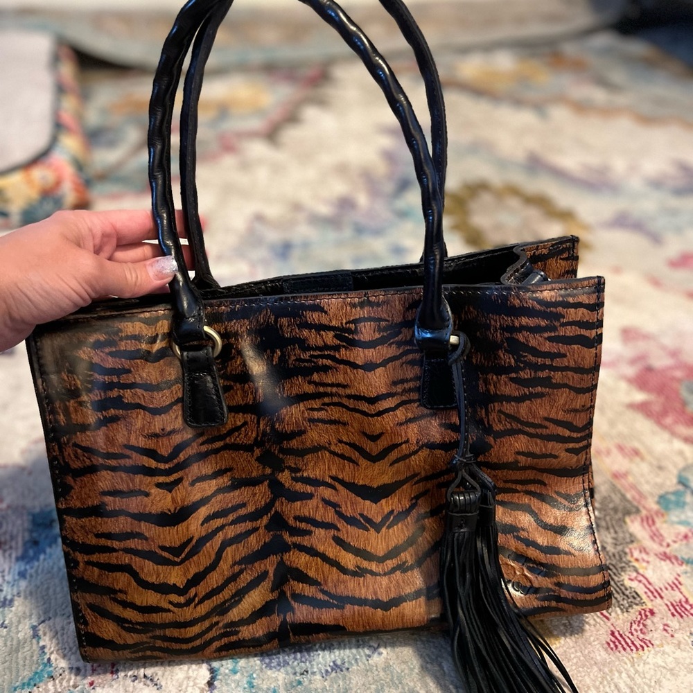 Patricia Nash Prim rose style tiger